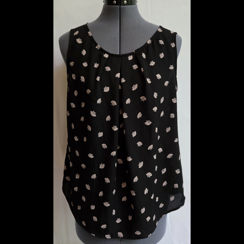 🐚Clam Shell Print Sleeveless Blouse - M